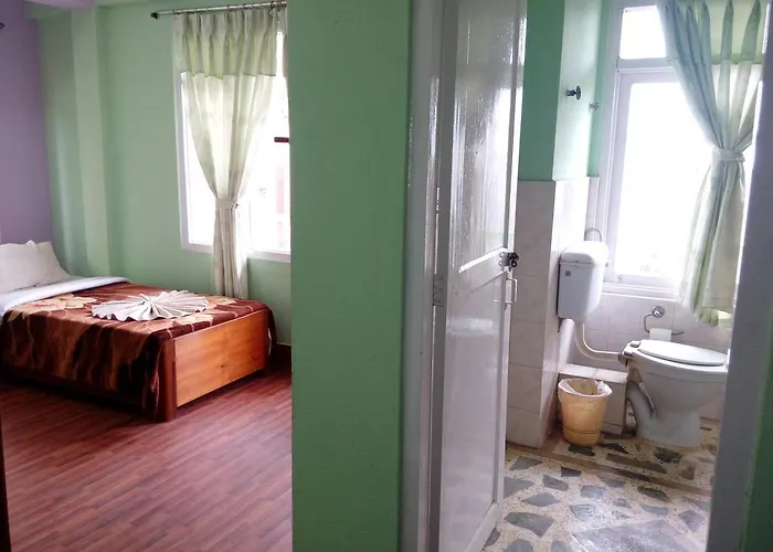 Bed and breakfast Pokhara Peace 2*