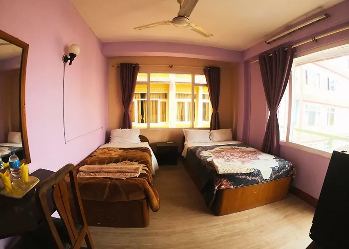 Pokhara Peace Bed and breakfast 2*